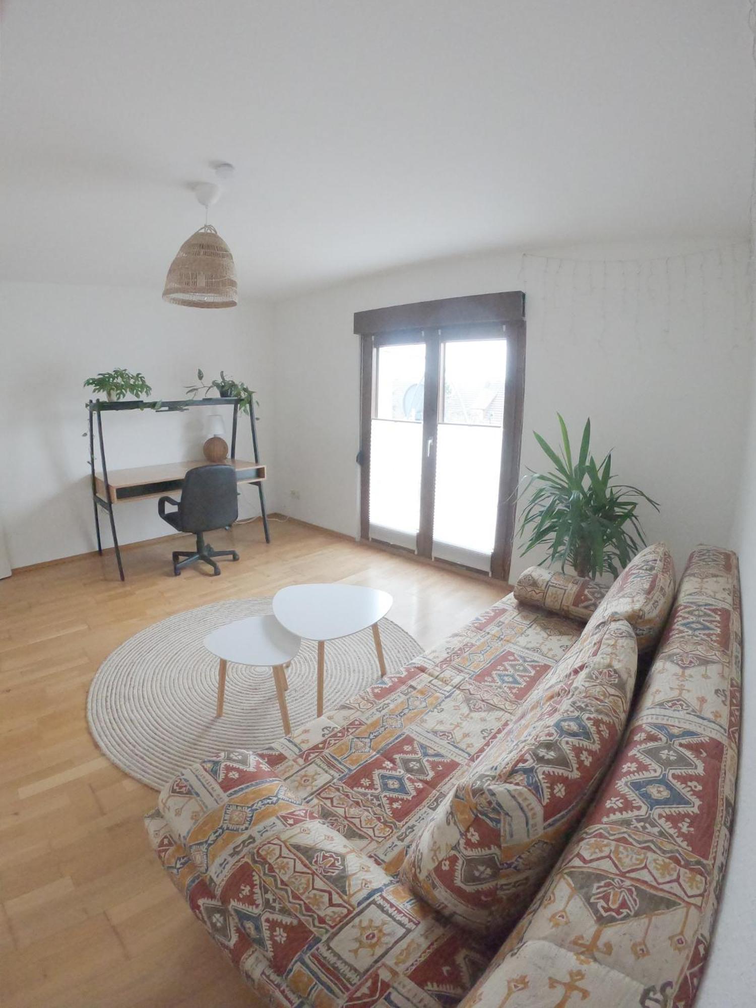 Happybnb Apartment Mit Sonniger Terrasse Lochgau 外观 照片