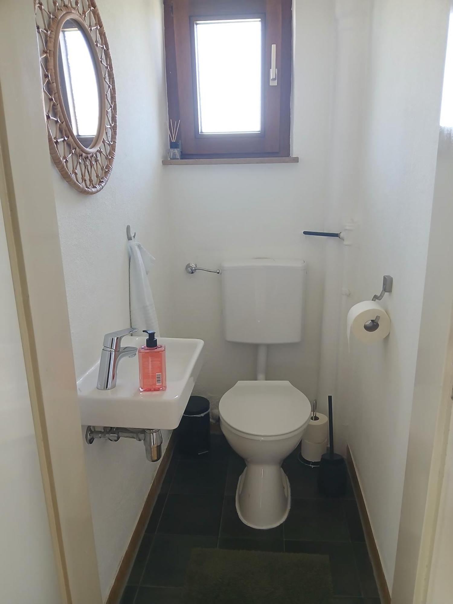 Happybnb Apartment Mit Sonniger Terrasse Lochgau 外观 照片